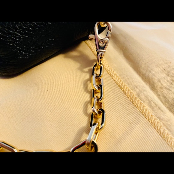 Authentic Tory Burch Blk Leather Chain Cross Body - Picture 5 of 10